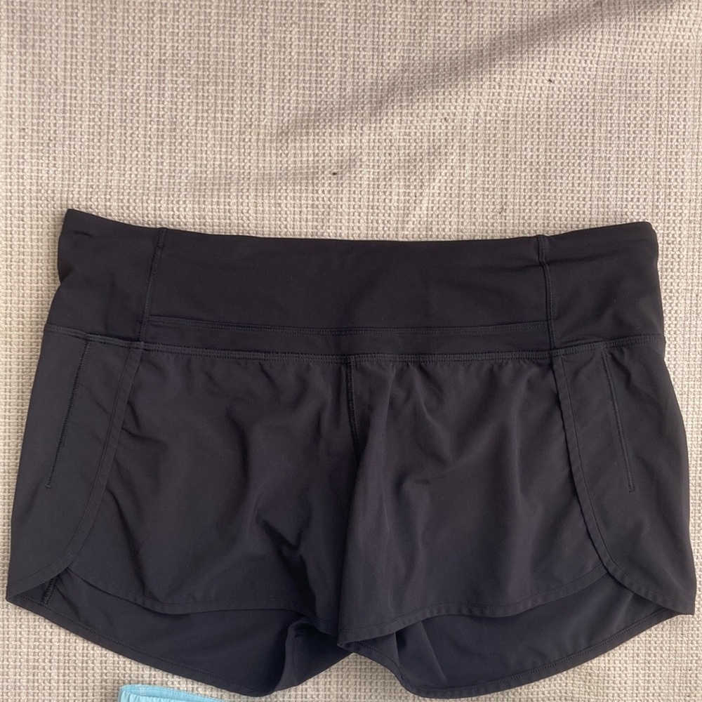 Lululemon speed up shorts size 10